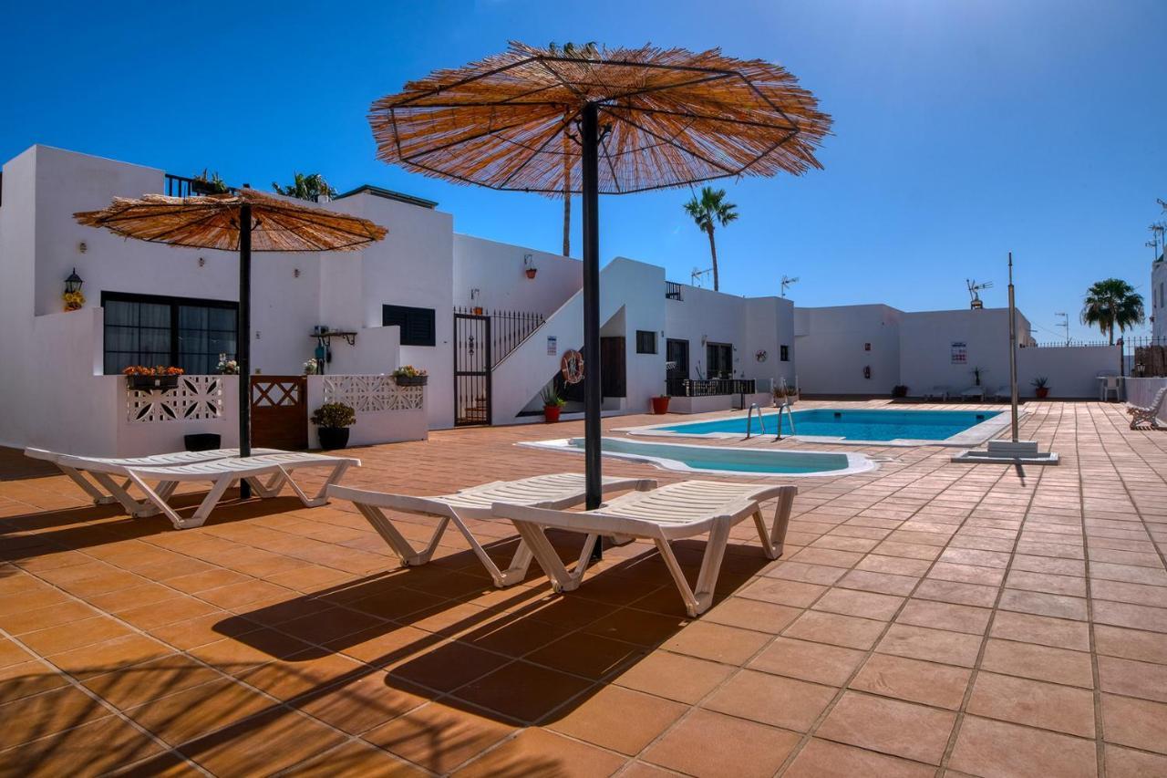 Villa Sea Waves Lanzarote 500M From Playa Grande Big Terrace And Pool Puerto del Carmen  Exterior foto